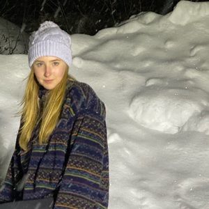 Meet your Posher, Avery